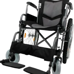 Silla de Ruedas Todo Terreno 18" Negra con Descansapies Abatibles y Bomba - Handy